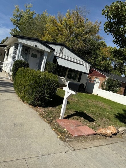 Building Photo - 2888 S 8650 W