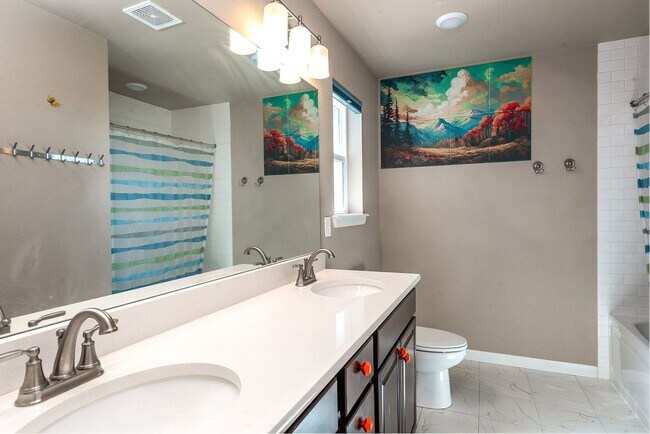 Building Photo - Townhouse For Rent - Wolf Ranch