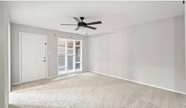 Building Photo - 3502 Burlington St