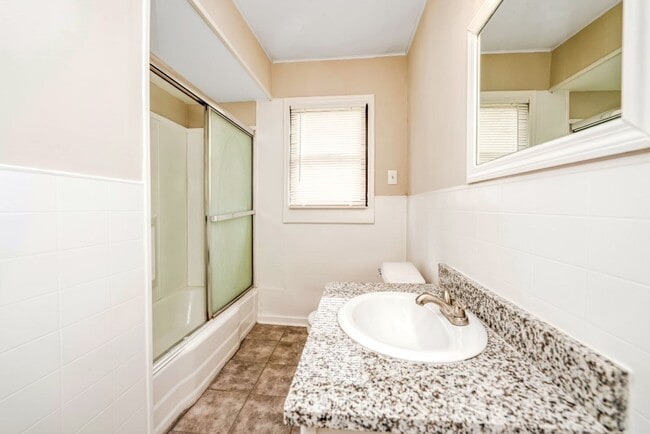 Building Photo - Love Where You Live — Updated 3BR Home in ...