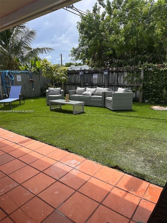 Building Photo - 20600 SW 116th Rd