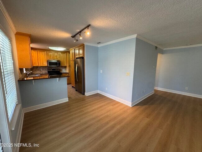 Building Photo - 3434 Blanding Blvd