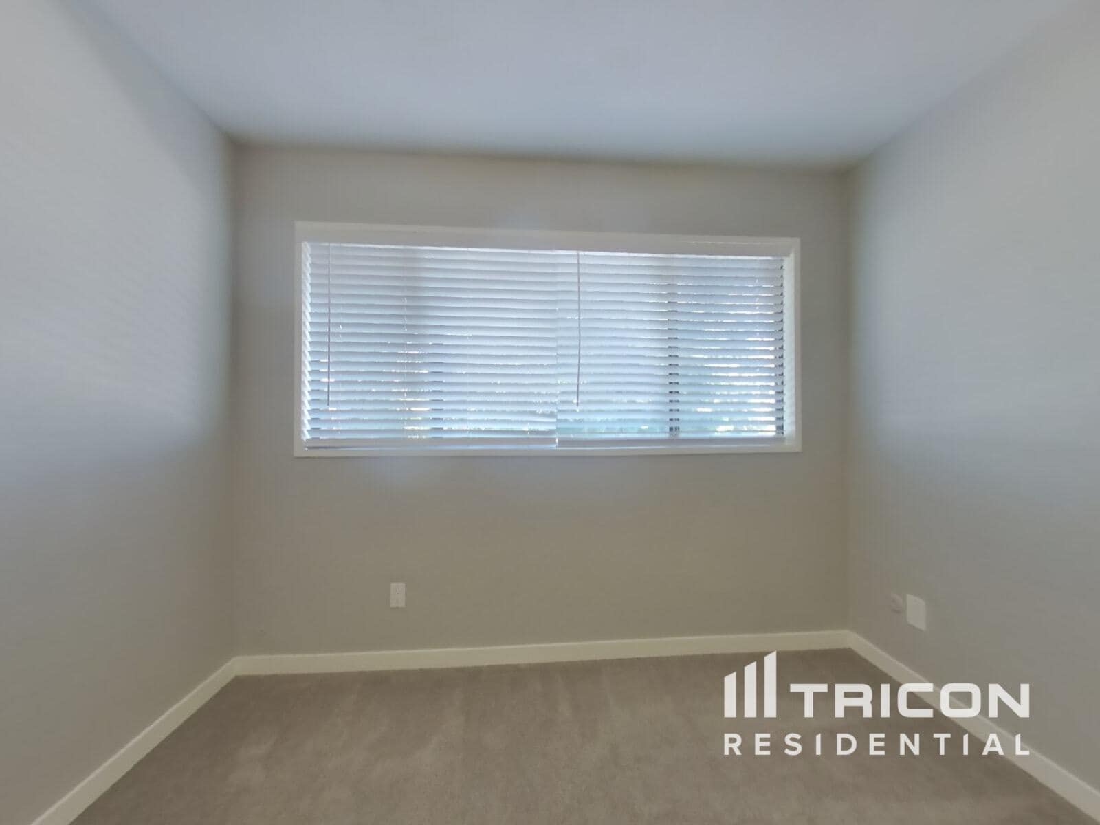 Building Photo - 1209 Almondwood Dr