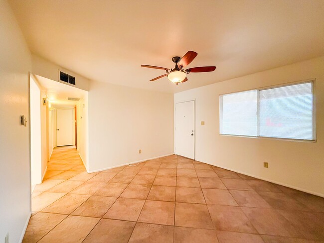 Building Photo - 3-Bedroom Gilbert Home with Tile Floors & ...