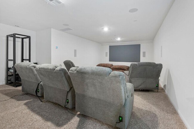 Building Photo - 232 Barton Oak Trl