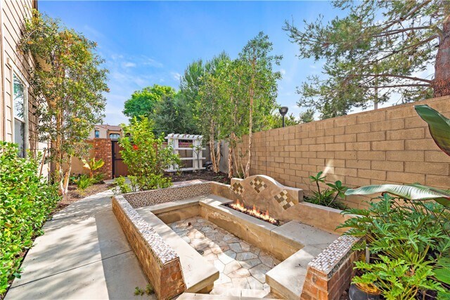 Building Photo - 108 Fairgrove