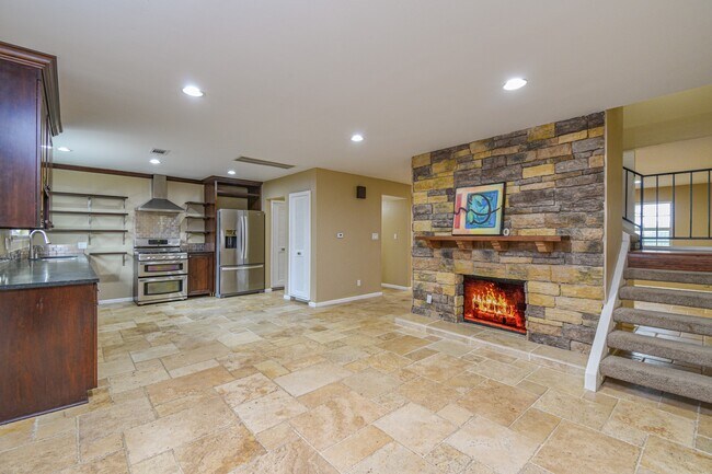 Building Photo - 10502 Hammerly Blvd