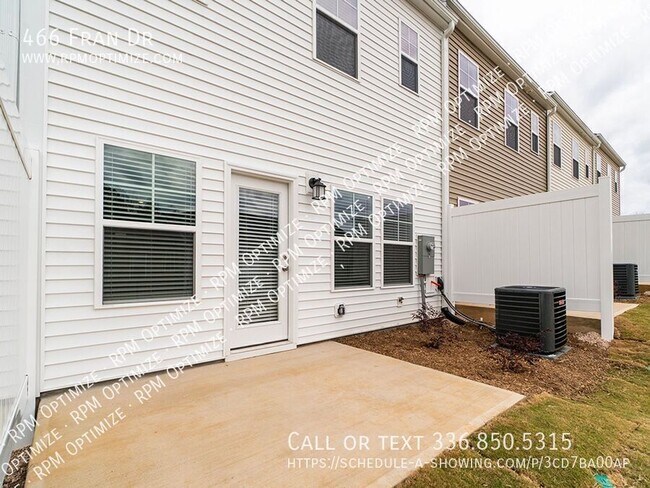 Building Photo - 466 Fran Dr