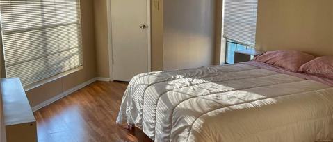 Building Photo - 8756 Mallard Reserve Dr