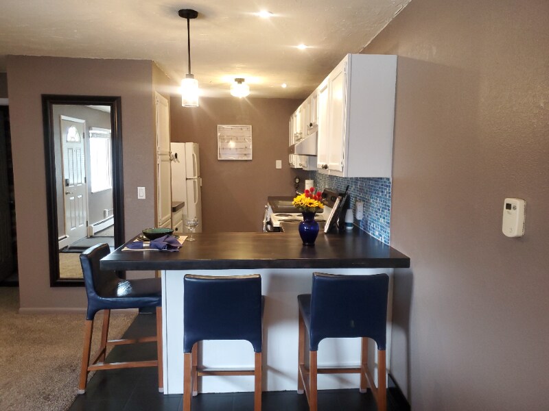 Building Photo - 857 S Van Gordon Ct