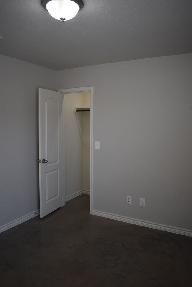 Building Photo - 1813 Ute Trail