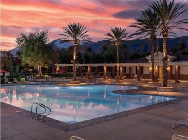 Building Photo - Model house 2 Bedroom  one loft in second ...