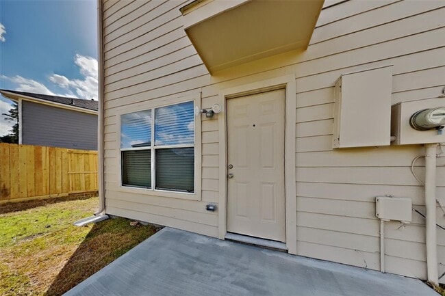 Building Photo - 7202 Winter Song Dr