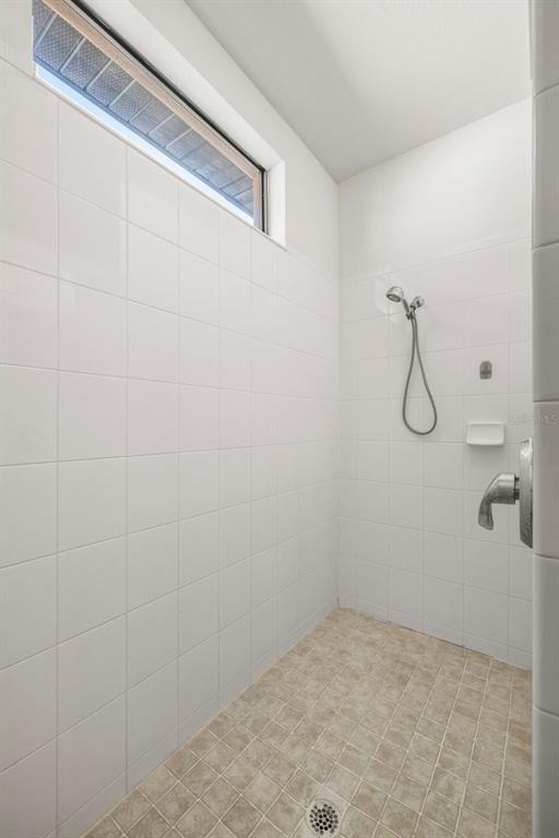 Building Photo - 5808 Hidden Falls Ln
