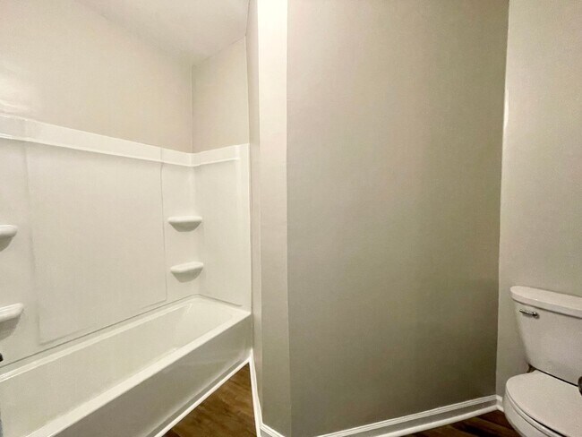 Building Photo - oliver322