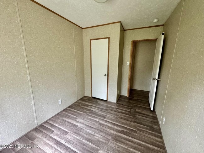 Building Photo - 108 Willow Trail
