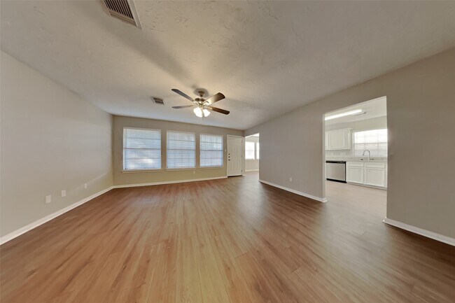 Building Photo - 3423 Berry Grove Dr