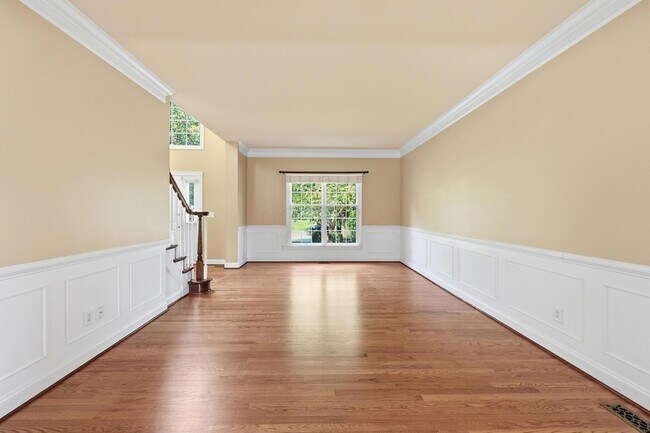 Building Photo - 4823 Vista Ridge Dr