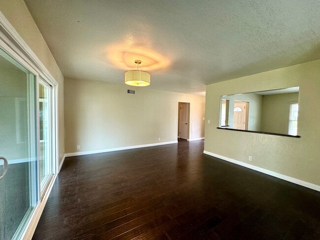 Building Photo - Coming June 2025 – Prime Claremont Location!