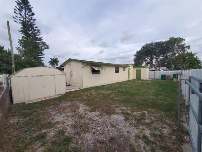 Building Photo - 7791 NW 39th St