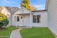 Building Photo - 88 Greenwood Dr