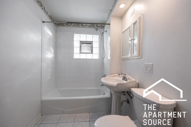 Building Photo - 5311 W Berenice Ave