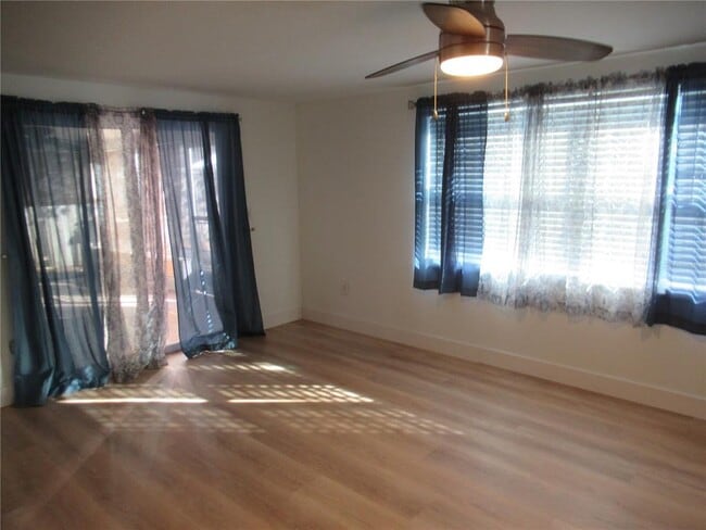 Building Photo - 3110 Rock Valley Dr