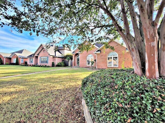 Building Photo - 3BR/2BA HOUSE FOR RENT - DECATUR