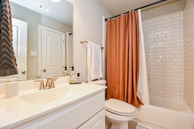 Building Photo - 4523 Juniper Ridge Ln
