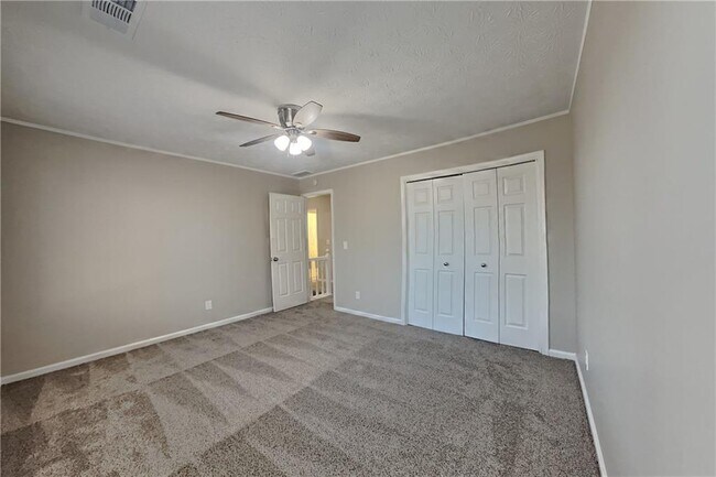 Building Photo - 210 Timber Laurel Ct