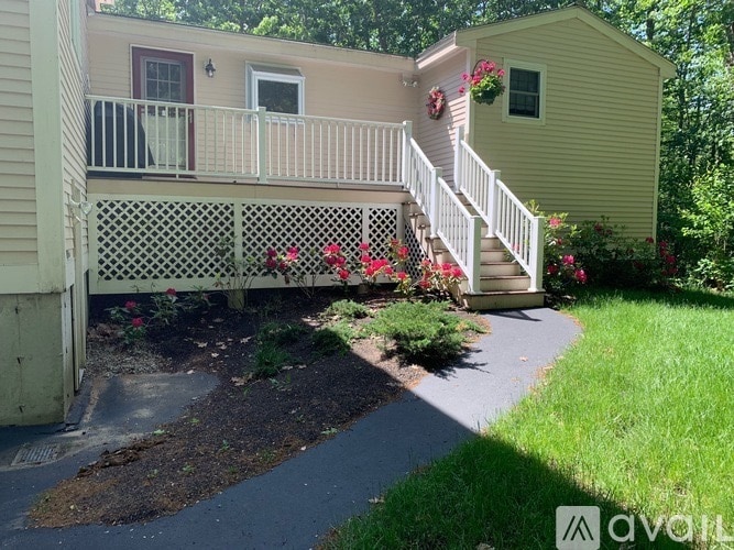 Building Photo - 24 Lockwood Dr
