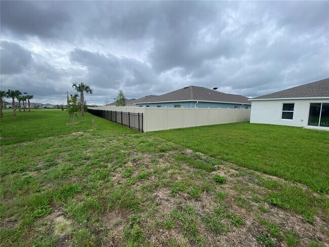 Building Photo - 2125 Lasso Lp