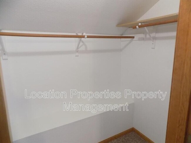 Building Photo - 4963 Stoneback Dr