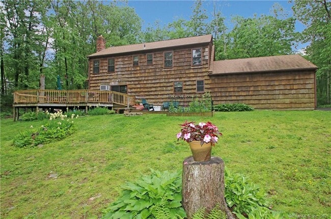 Building Photo - 854 Bullet Hill Rd