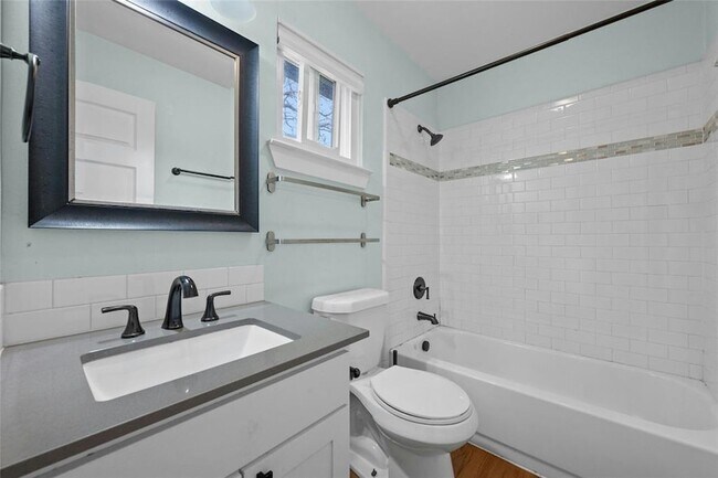 Building Photo - 3500 Alpine Cir