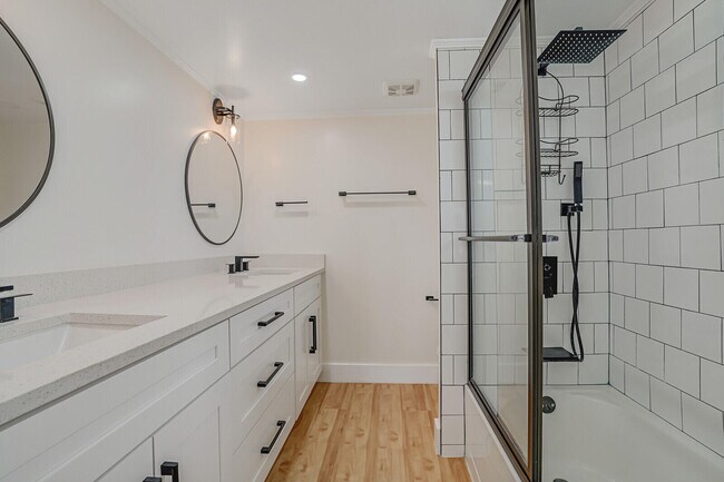 Building Photo - 1210 Sugar Sands Blvd