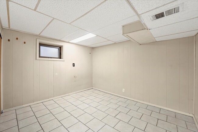 Building Photo - 5251 S Keating Ave