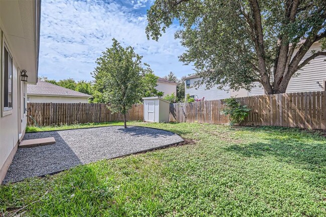 Building Photo - 6937 Sabrina Dr