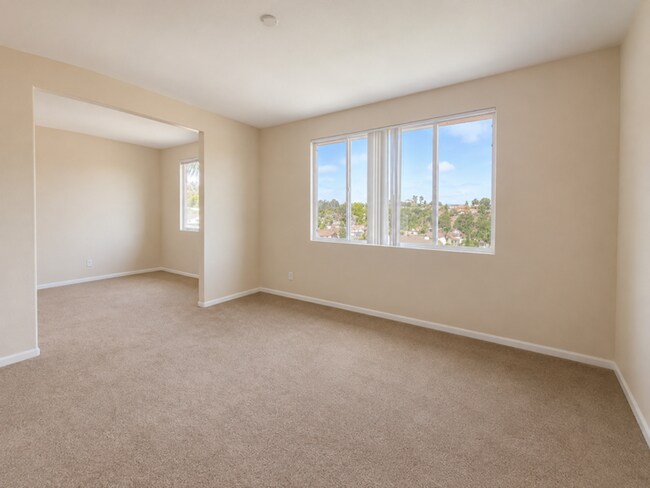 Building Photo - *Move In Special* Great 2 Story 3 bed 2.5 bath near Guajome Lake in Oceanside