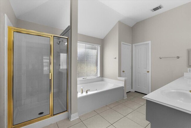 Building Photo - 3129 Red Maple Dr