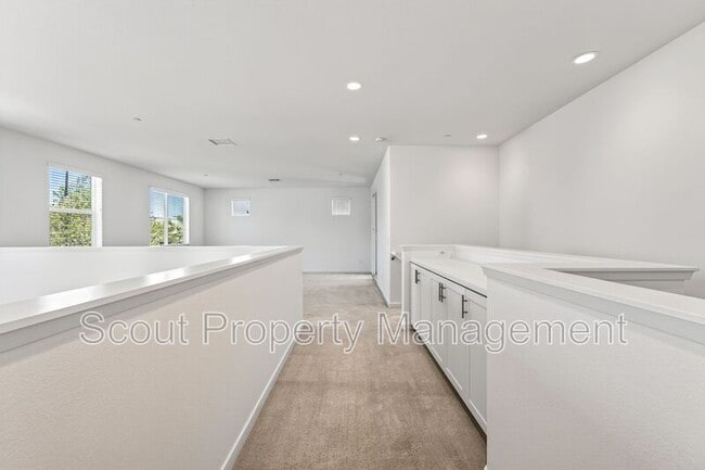 Building Photo - 45079 Via Vela Via