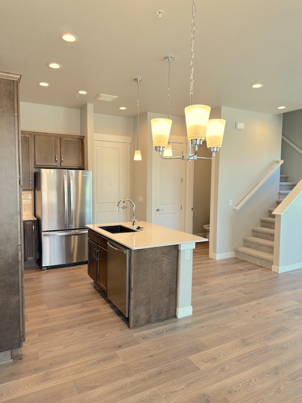 Building Photo - 844 Schlagel St