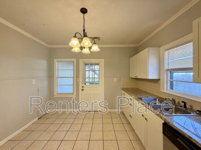 Building Photo - 1316 S Florence Pl