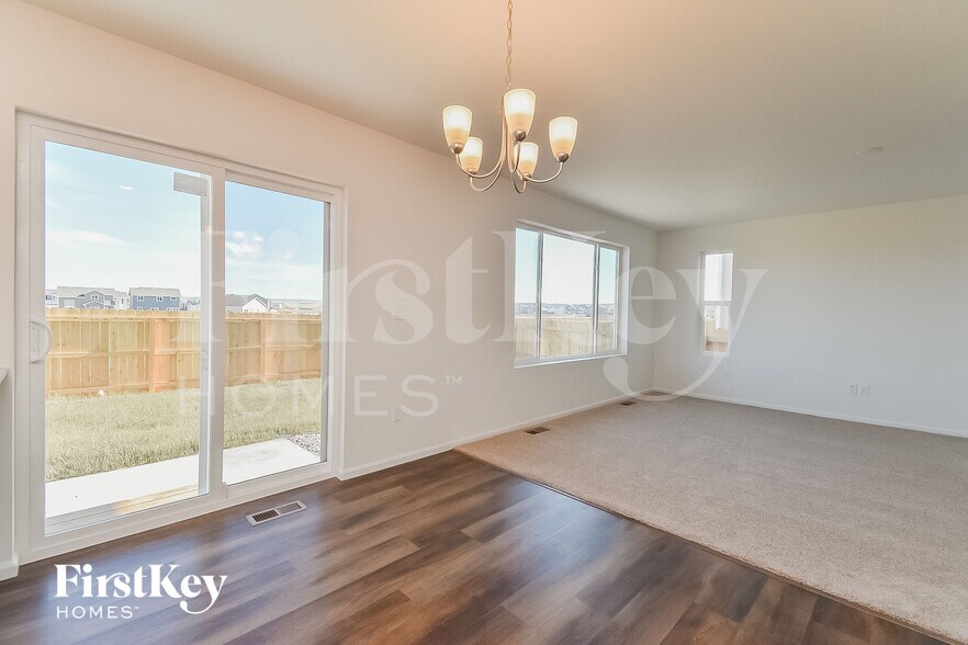 Building Photo - 10610 Luneth Dr