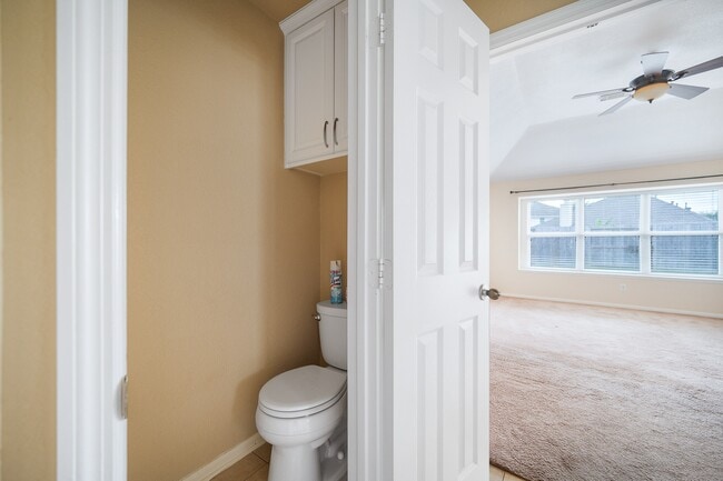 Building Photo - 9515 Denfield Ln