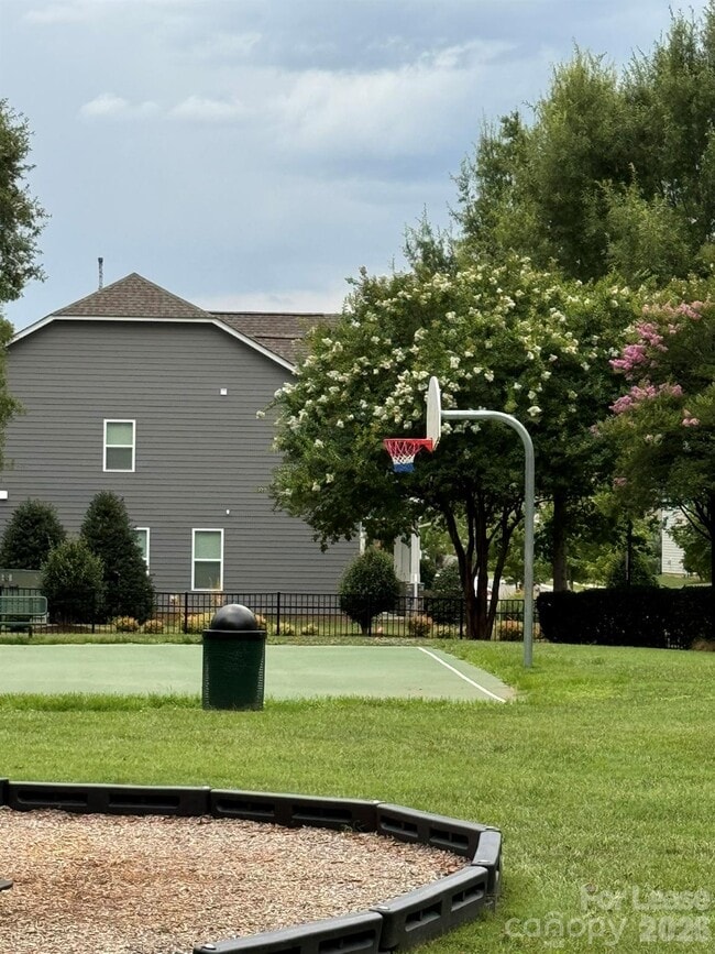 Building Photo - 5117 Alysheba Dr