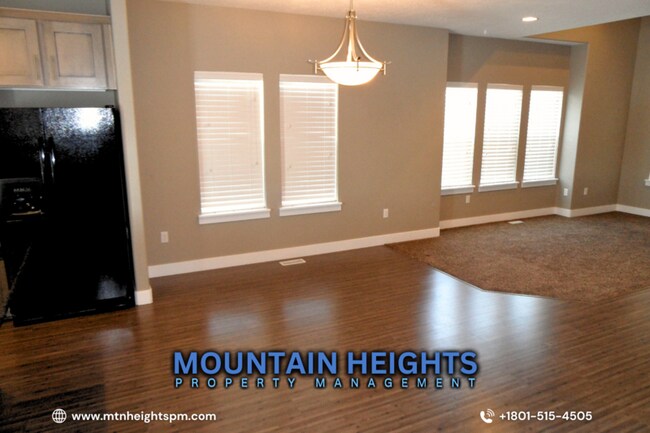 Building Photo - 954 Delorean Ln
