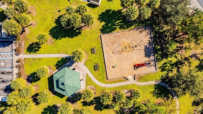 Building Photo - 5152 Adelaide Dr
