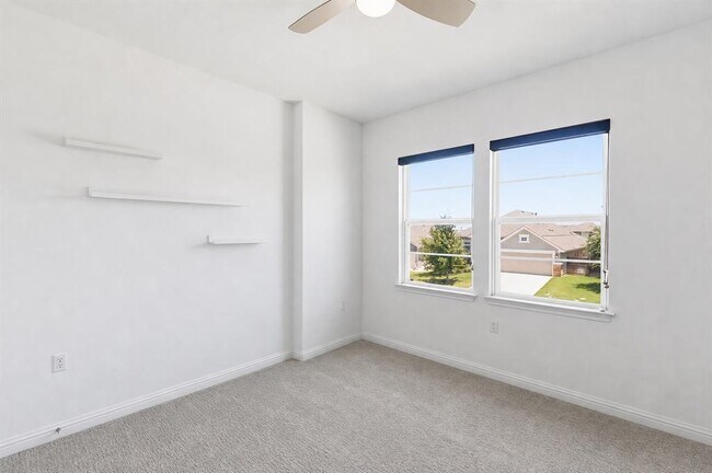 Building Photo - 7220 Poulain Dr