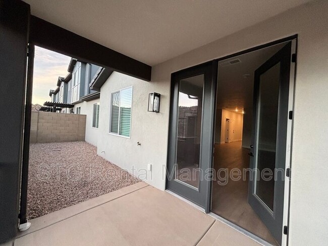 Building Photo - 3968 Fossil Way